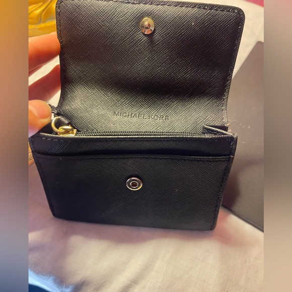 Black Micheal Kors wallet - Picture 3 of 5